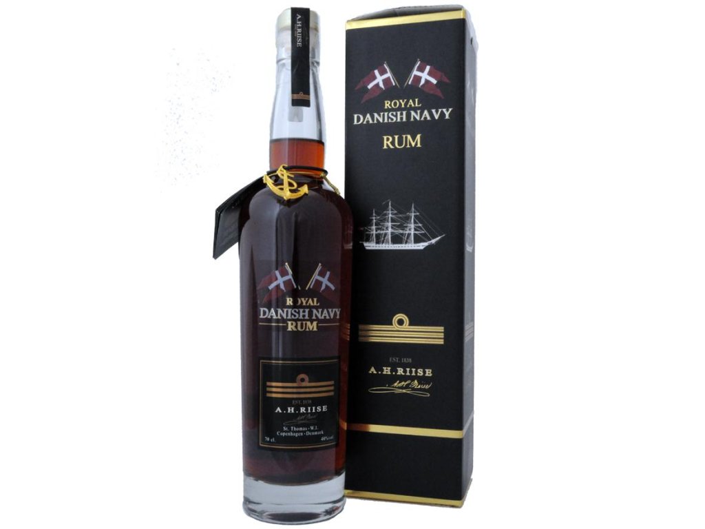 A. H. Riise Royal Danish Navy Rum 40 % 0,7 l